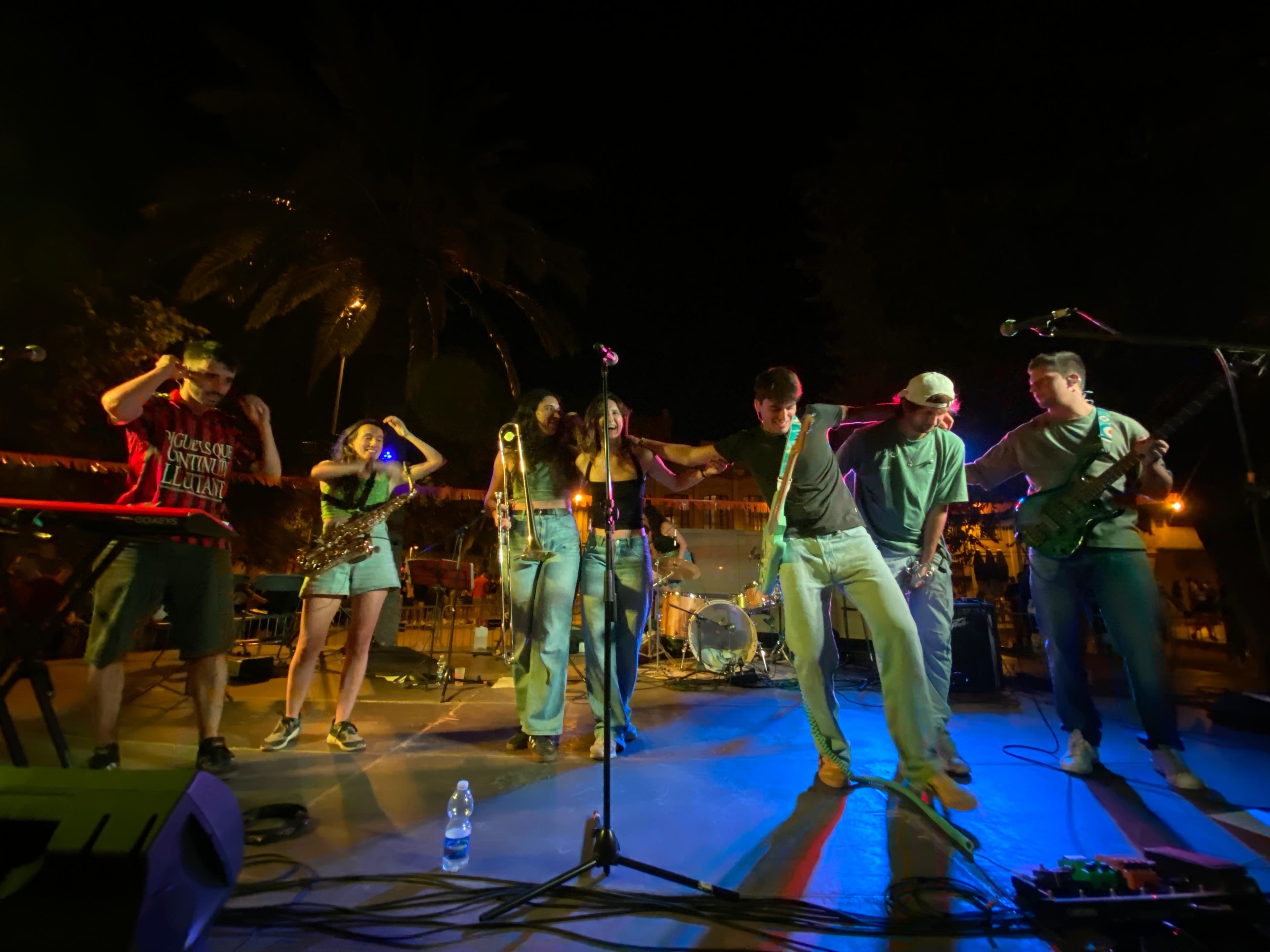 Nibrot en directe: escenari complet